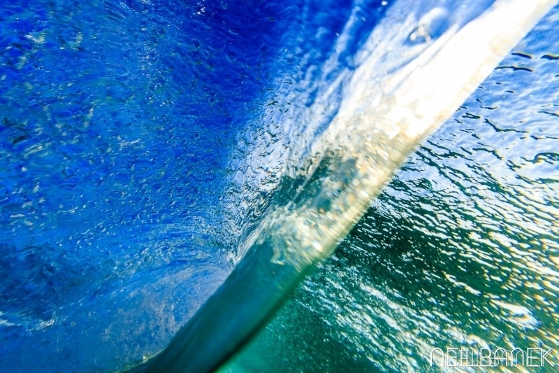 Over Under of a breaking wave